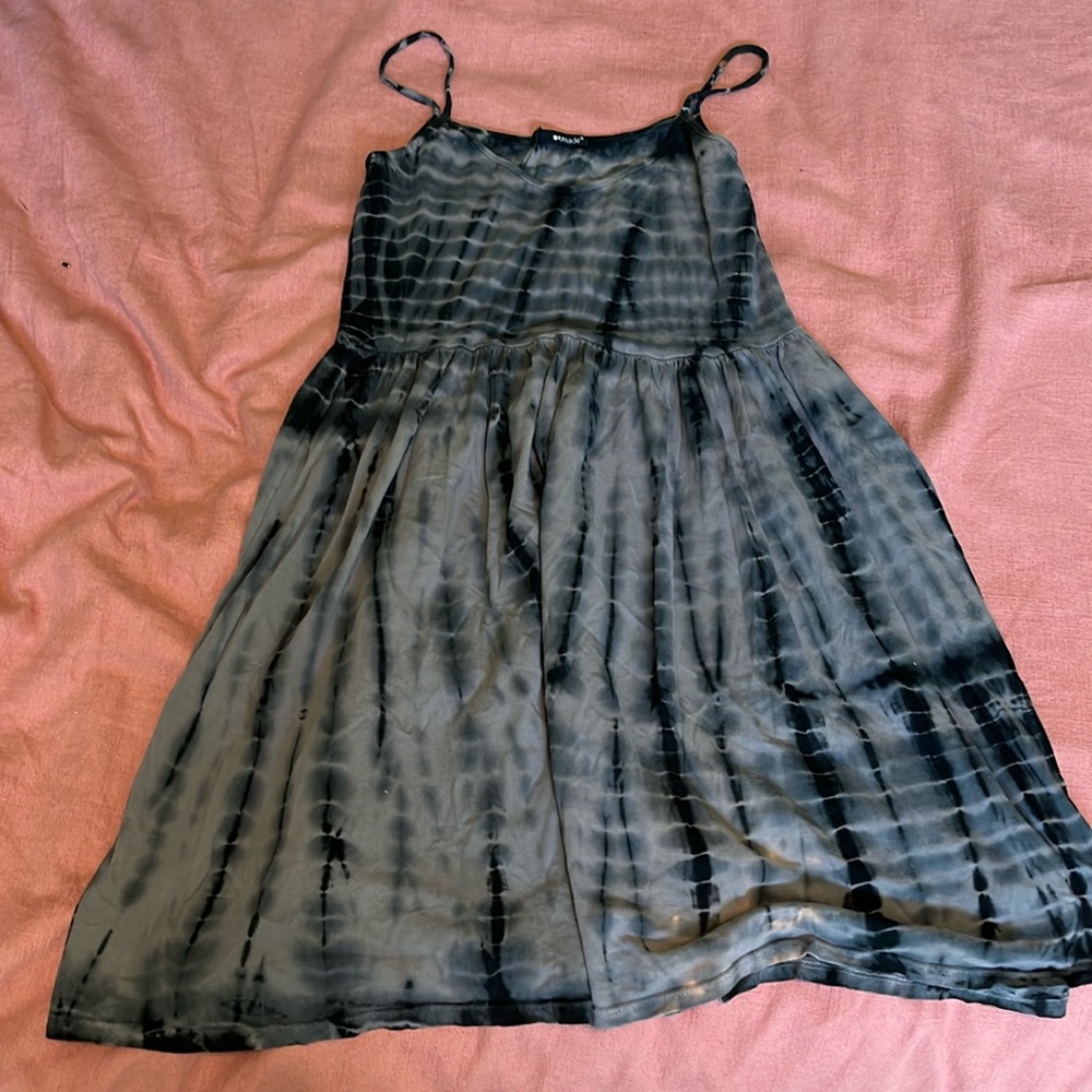 Black and grey dress